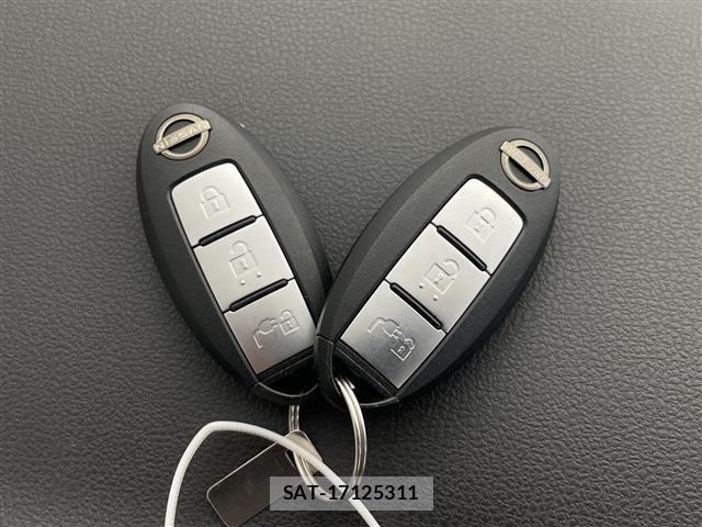 Nissan LEAF 2022 8928919-1