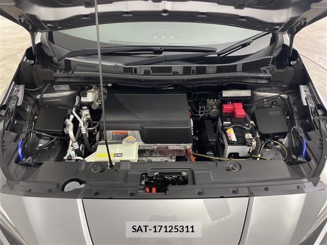 Nissan LEAF 2022 8928919-14