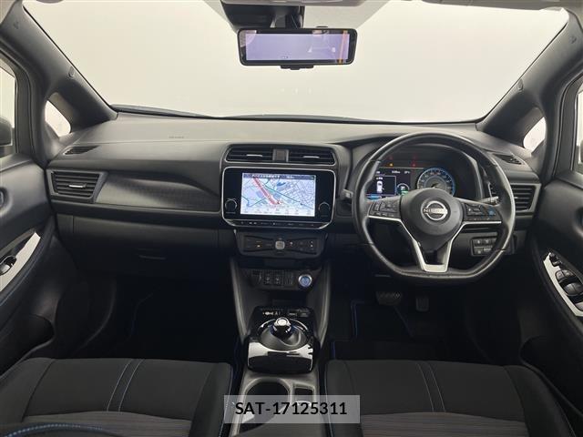Nissan LEAF 2022 8928919-15