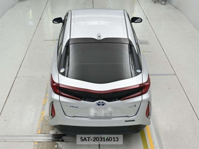 Toyota PRIUS PHV 2017 8915377-8