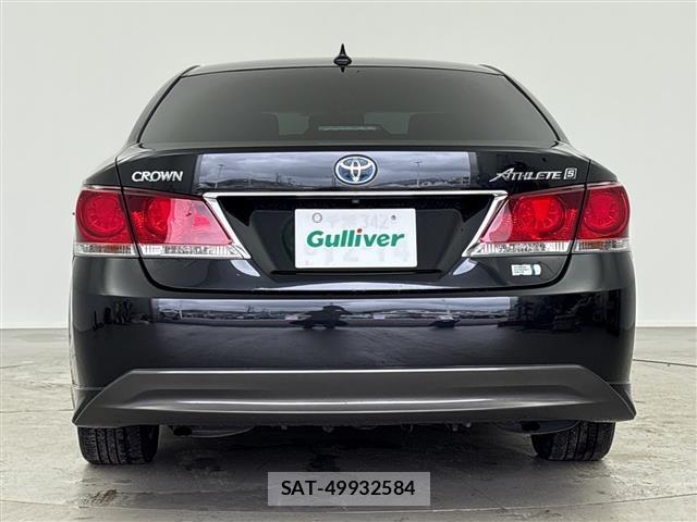 Toyota CROWN 2013 8937572-4
