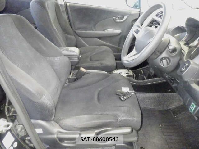 Honda FIT 2011 8919945-7