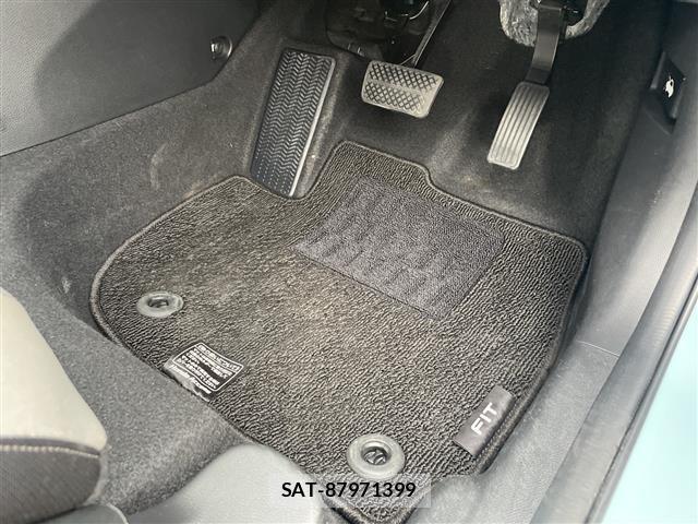 Honda FIT 2020 8921722-6