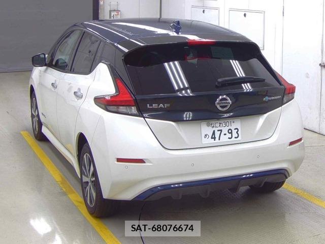 Nissan LEAF 2021 8824980-1