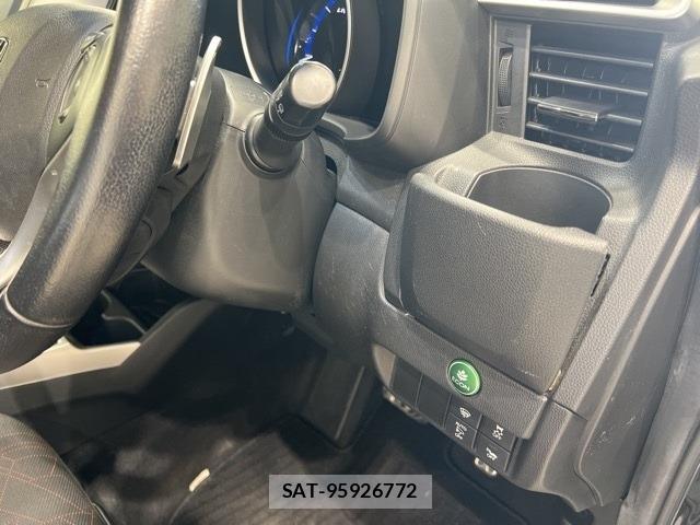 Honda FIT 2015 8722649-6