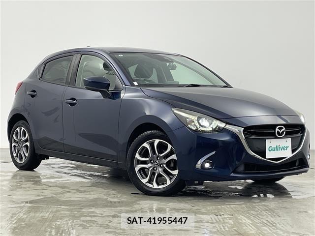 Mazda DEMIO 2017 8907871-0