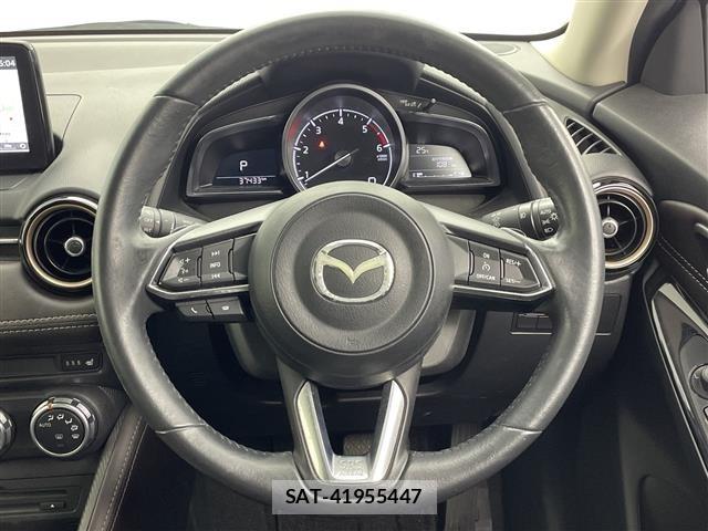 Mazda DEMIO 2017 8907871-1