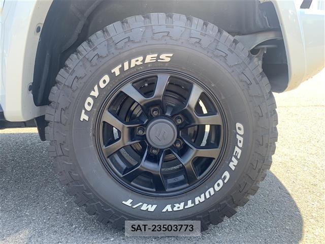 Suzuki JIMNY SIERRA 2024 8700386-2