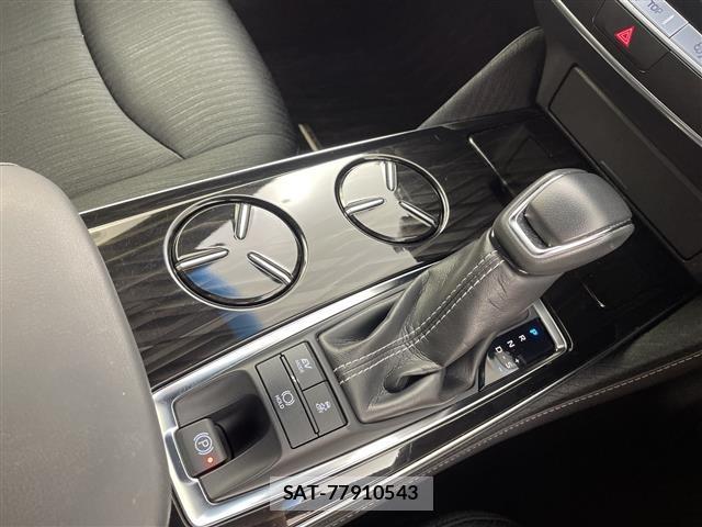 Toyota CROWN 2019 8680524-9