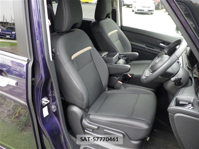 Nissan SERENA 2023 8925946-23