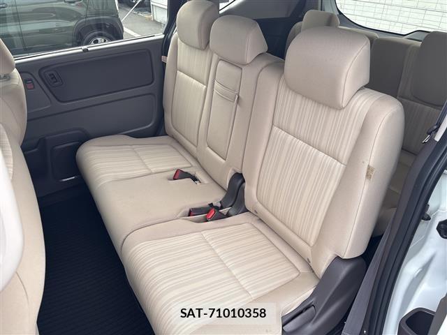 Honda FREED 2017 8684435-6