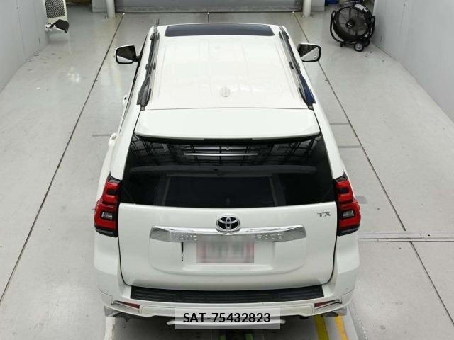 Toyota LAND CRUISER PRADO 2021 8692214-8