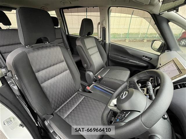Nissan SERENA 2022 8925953-8