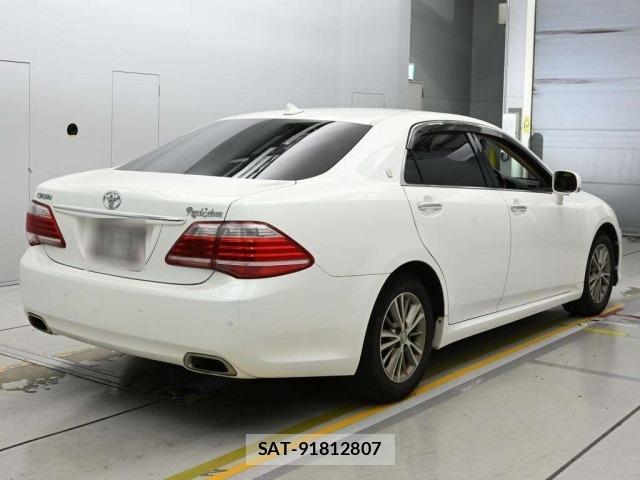 Toyota CROWN 2010 8937209-1