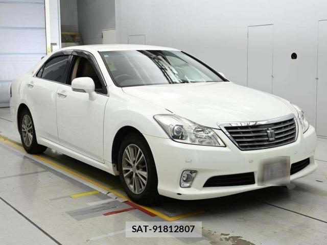 Toyota CROWN 2010 8937209-5