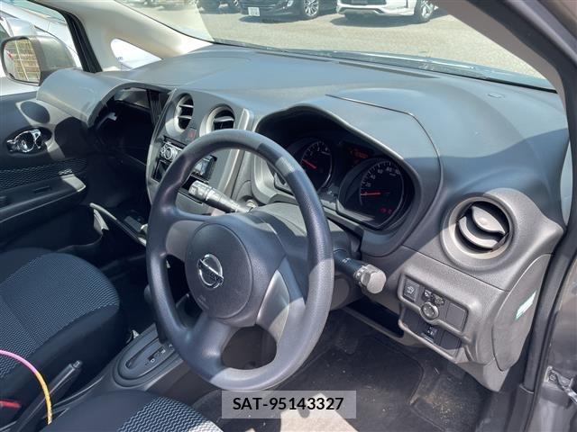 Nissan NOTE 2014 8693257-1