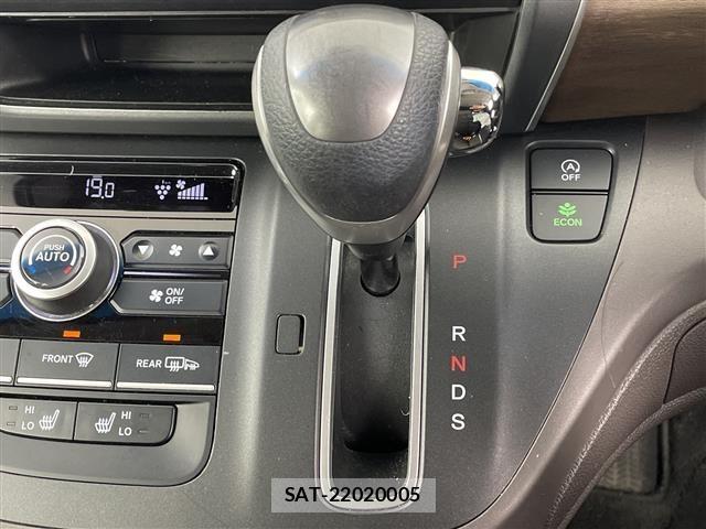 Honda FREED 2023 8684437-21