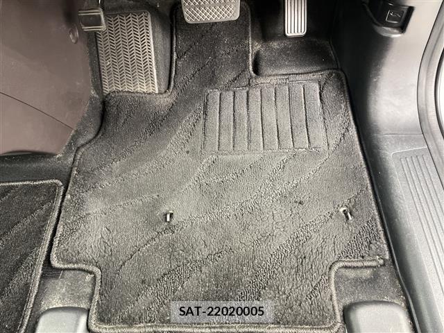 Honda FREED 2023 8684437-4