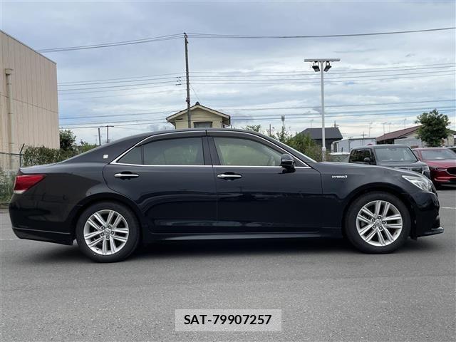 Toyota CROWN 2013 8937577-20