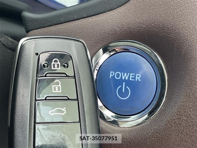 Toyota CROWN 2019 8937578-1