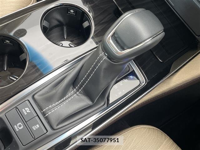 Toyota CROWN 2019 8937578-9