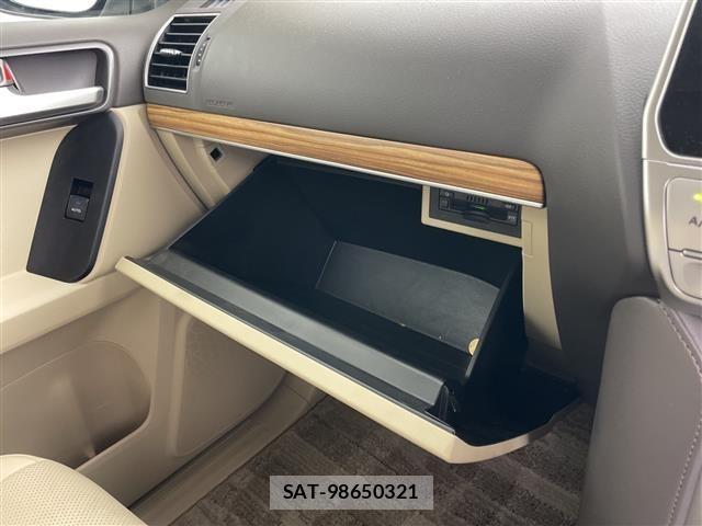 Toyota LAND CRUISER PRADO 2022 8907346-2