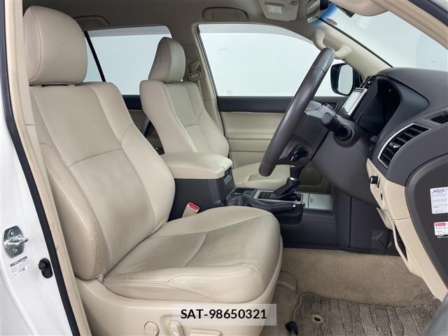 Toyota LAND CRUISER PRADO 2022 8907346-6