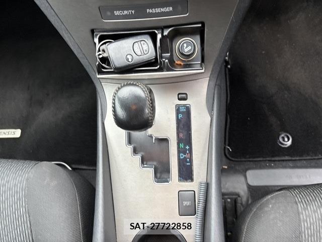 Toyota AVENSIS WAGON 2011 8722709-5