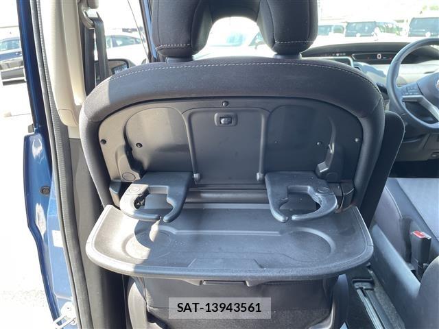 Nissan SERENA 2019 8671559-11
