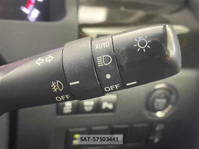 Toyota VELLFIRE 2013 8904985-5