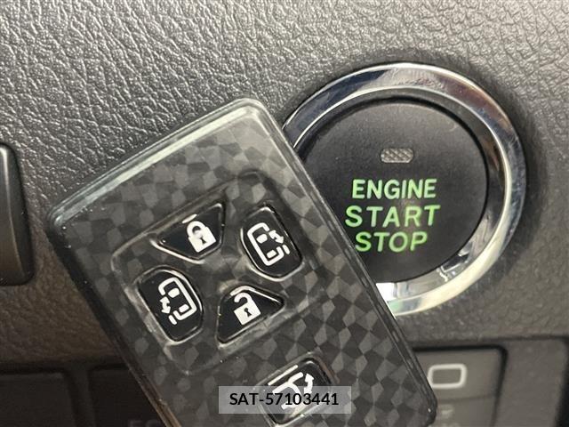 Toyota VELLFIRE 2013 8904985-8