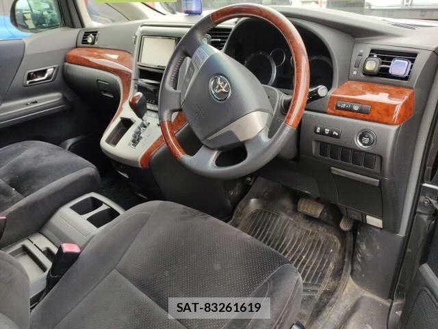 Toyota VELLFIRE 2009 8903702-3
