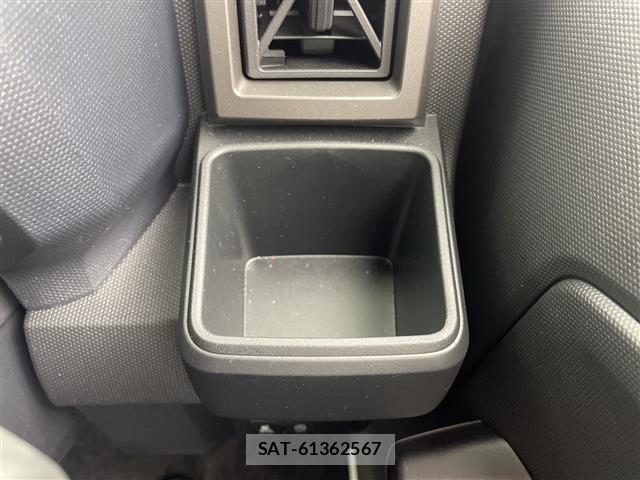 Daihatsu TAFT 2025 8936305-22