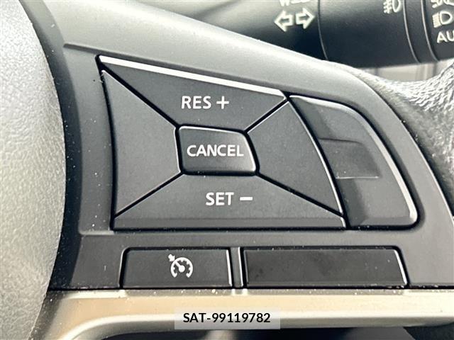 Nissan SERENA 2016 8925978-4
