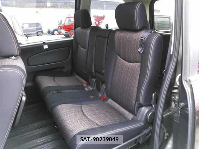 Nissan SERENA 2014 8920733-9