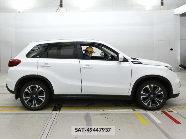 Suzuki ESCUDO 2021 8777444-3