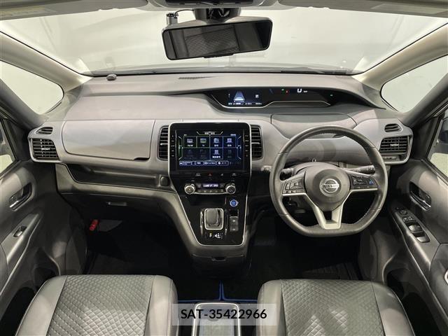Nissan SERENA 2022 8925979-15