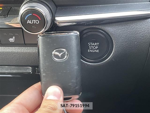 Mazda CX-30 2022 8748181-1