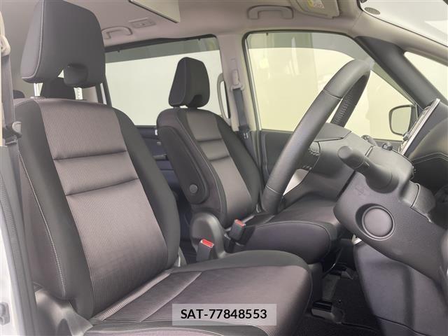 Nissan SERENA 2017 8926004-4