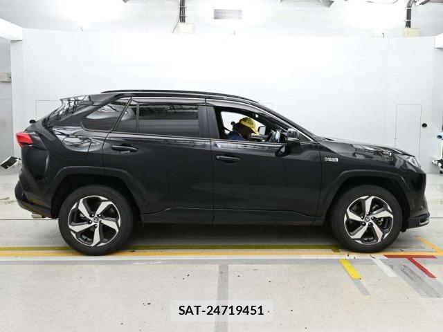 Toyota RAV4 2020 8937684-3