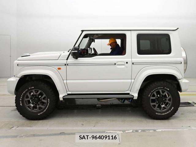 Suzuki JIMNY SIERRA 2024 8916322-4