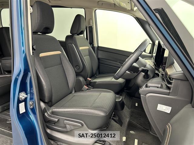 Nissan SERENA 2024 8926005-4