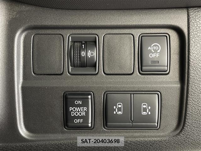 Nissan SERENA 2020 8926026-13