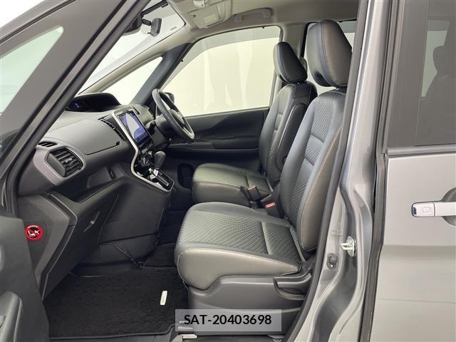 Nissan SERENA 2020 8926026-4