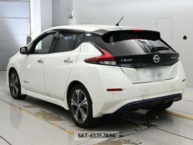 Nissan LEAF 2018 8928476-6
