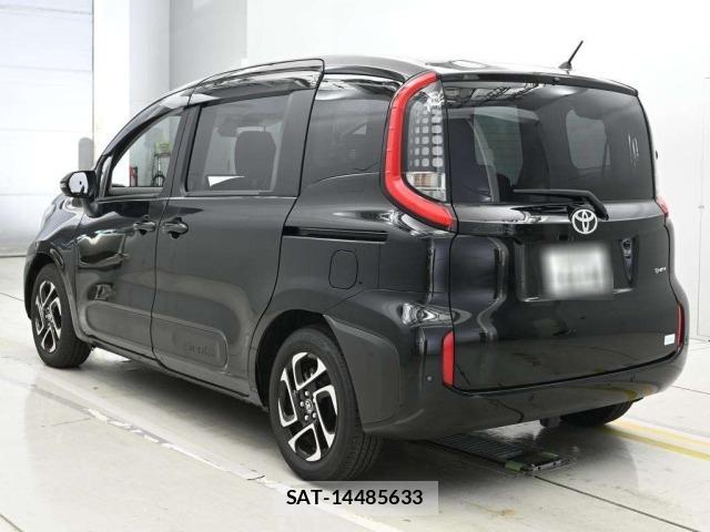 Toyota SIENTA 2024 8903058-6
