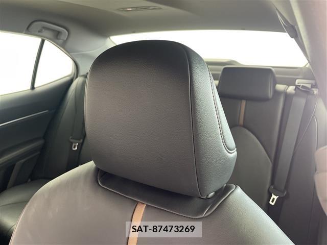 Toyota CAMRY 2018 8885302-5
