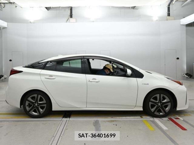 Toyota PRIUS 2019 8911472-3