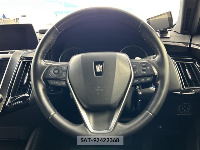 Toyota CROWN 2018 8937586-2