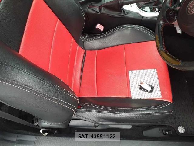Toyota 86 2016 8890693-10